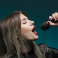 Can anyone take singing lessons?